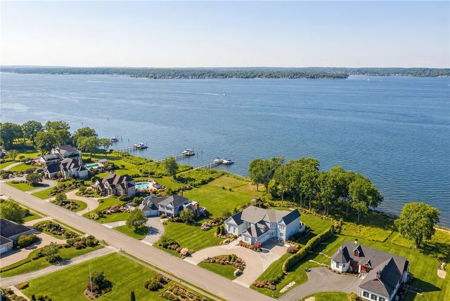 246 Channel View, Warwick, RI 02889