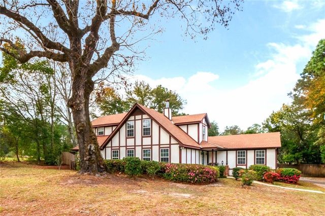 7770 Country Squire Drive, Mobile, AL 36695