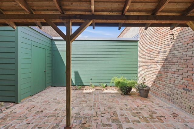 8614 Oakford Drive, Houston, TX 77024