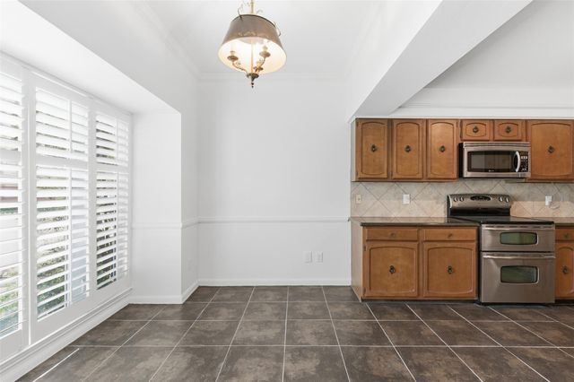 8614 Oakford Drive, Houston, TX 77024