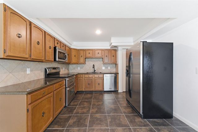 8614 Oakford Drive, Houston, TX 77024