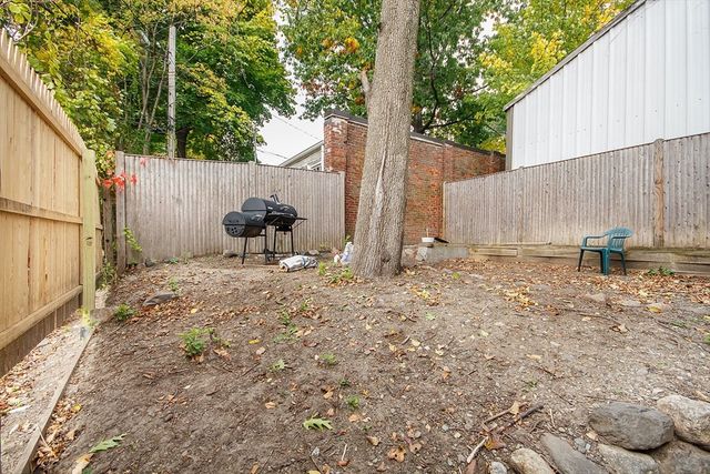 29 Saint Mary's Court 1, Brookline, MA 02446