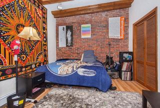 29 Saint Mary's Court 1, Brookline, MA 02446