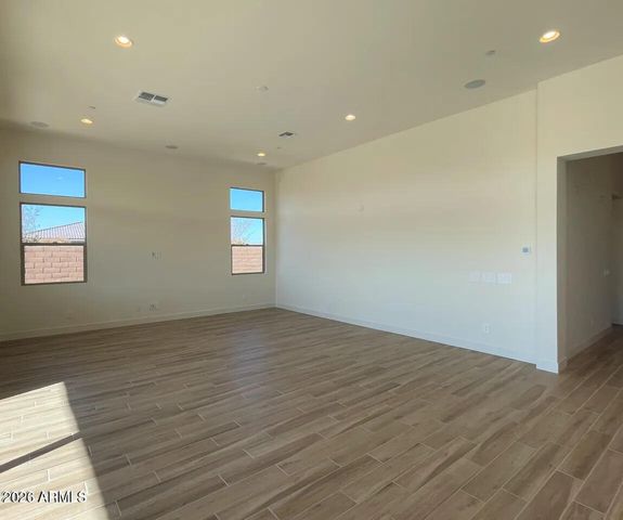 9273 W Country Club Trail, Peoria, AZ 85383