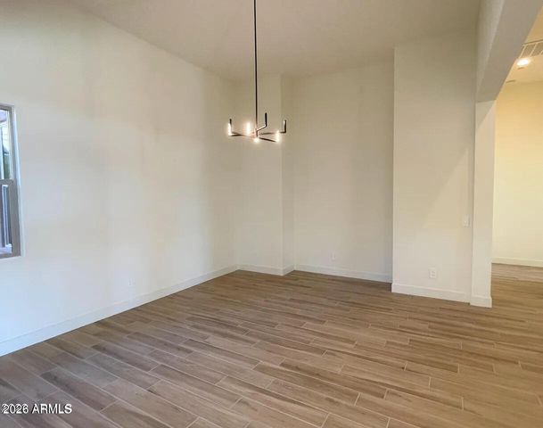 9273 W Country Club Trail, Peoria, AZ 85383