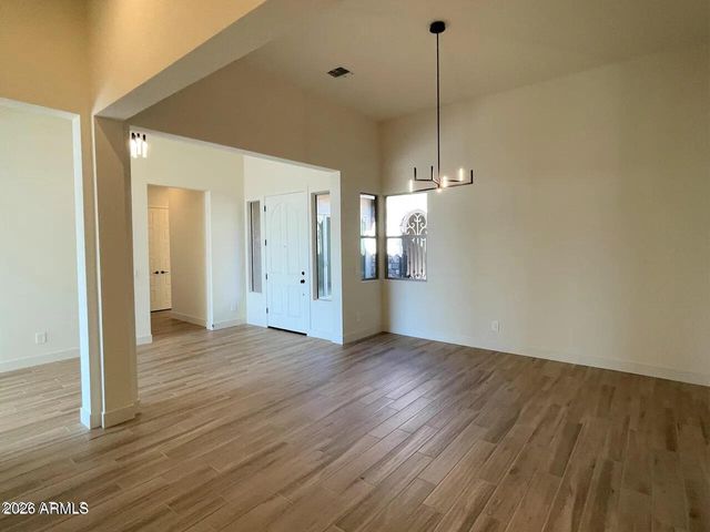 9273 W Country Club Trail, Peoria, AZ 85383