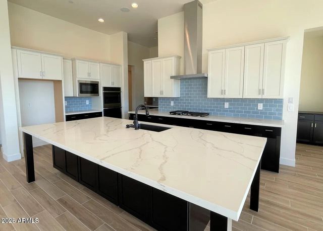 9273 W Country Club Trail, Peoria, AZ 85383