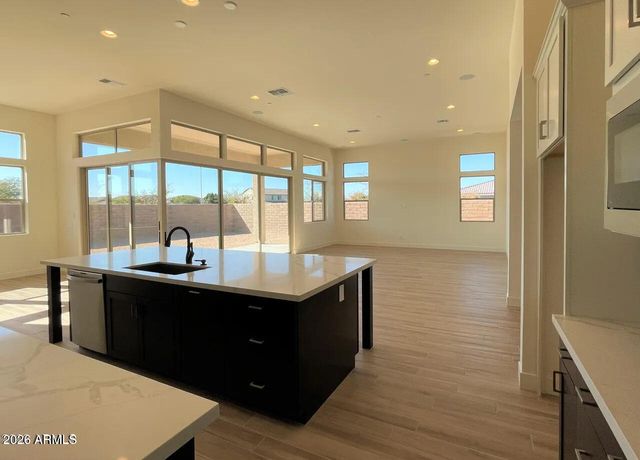 9273 W Country Club Trail, Peoria, AZ 85383
