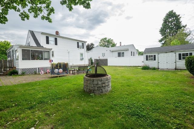 5 Charles St, Peabody, MA 01960
