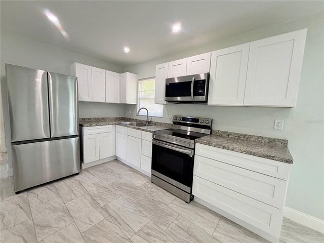 892 ROCKHILL STREET, Deltona, FL 32725