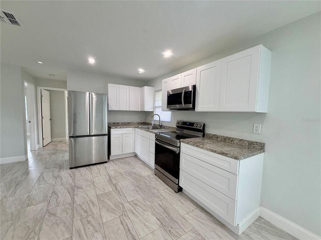 892 ROCKHILL STREET, Deltona, FL 32725