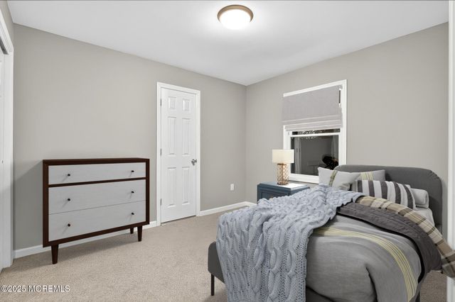 18 Baxter Road, Edison, NJ 08817