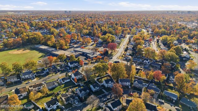 18 Baxter Road, Edison, NJ 08817