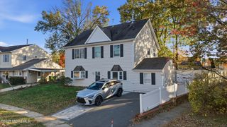 18 Baxter Road, Edison, NJ 08817