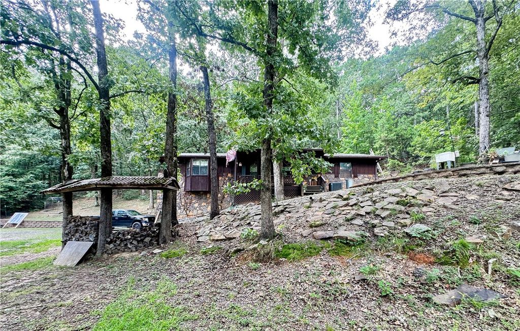 3637 Bailey Loop Road, Russellville, AR 72802