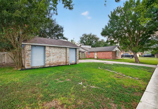 8623 Quail Hills Drive, Houston, TX 77489