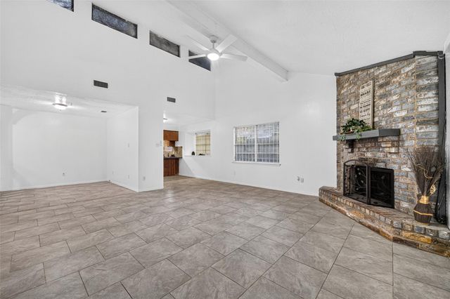 8623 Quail Hills Drive, Houston, TX 77489