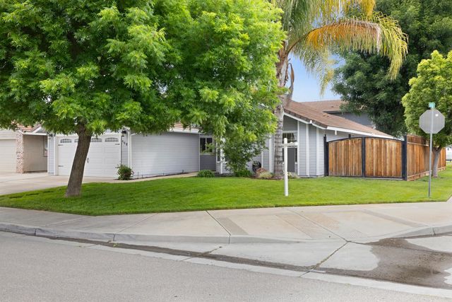 540 Morris Phelps Dr, Tracy, CA 95376