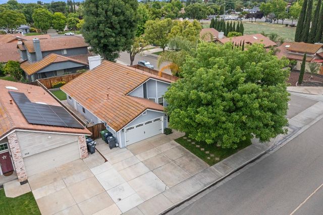 540 Morris Phelps Dr, Tracy, CA 95376