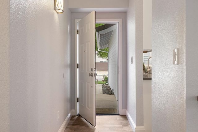 540 Morris Phelps Dr, Tracy, CA 95376
