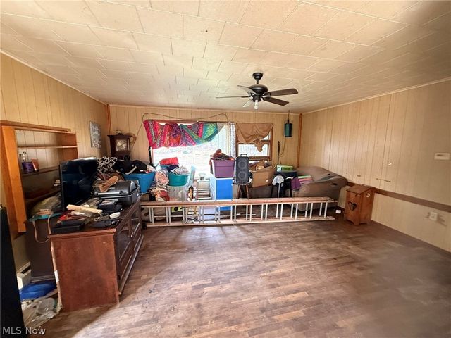 6223 Wayland Road, Ravenna, OH 44266