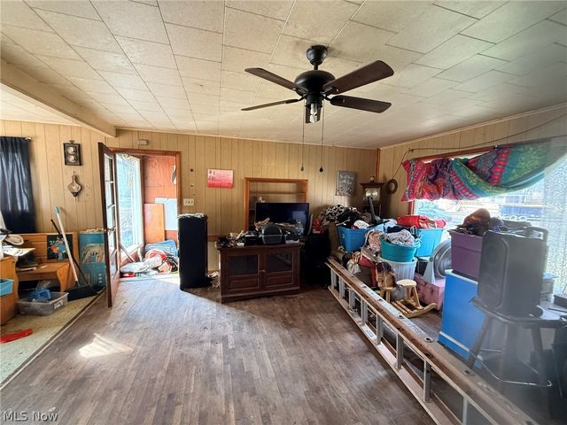 6223 Wayland Road, Ravenna, OH 44266