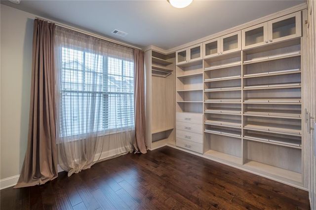 4216 Deming Circle, Atlanta, GA 30342