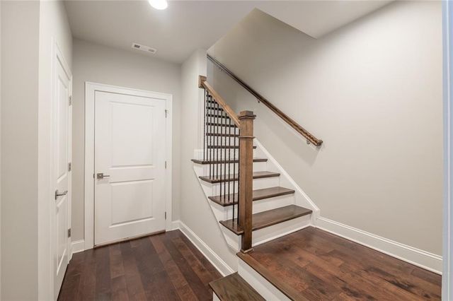 4216 Deming Circle, Atlanta, GA 30342