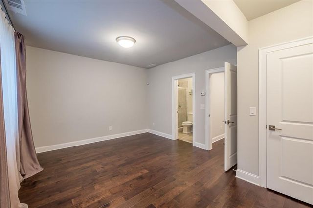 4216 Deming Circle, Atlanta, GA 30342