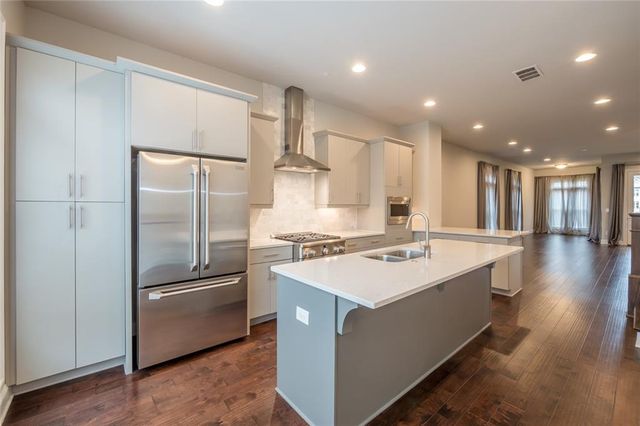 4216 Deming Circle, Atlanta, GA 30342