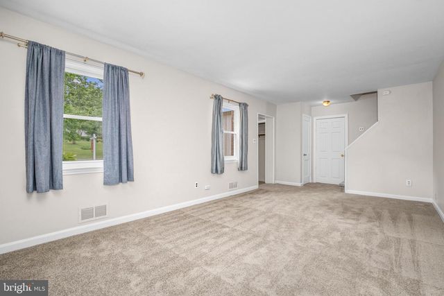 5803 DEWEY, Landover, MD 20785