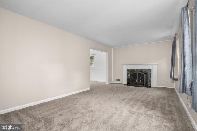 5803 DEWEY, Landover, MD 20785