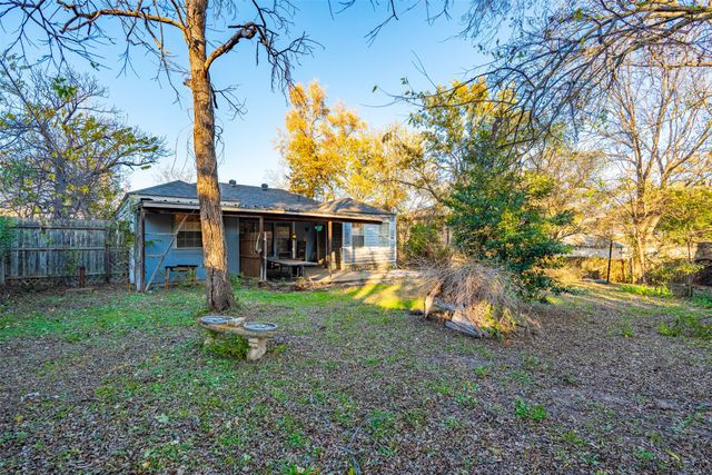 415 W Josephine Street, Weatherford, TX 76086