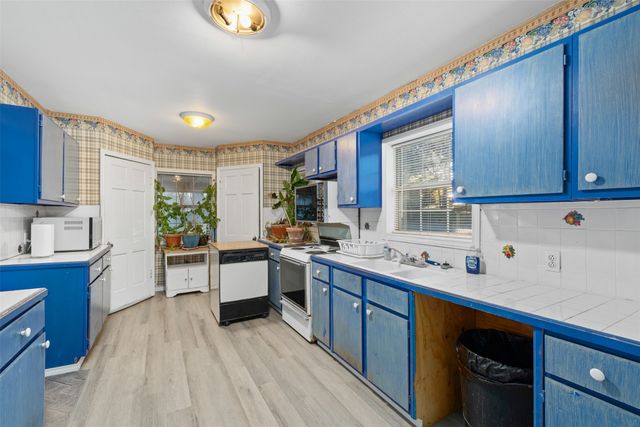 415 W Josephine Street, Weatherford, TX 76086