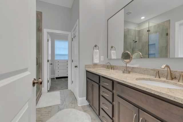 8040 Still Spring Ridge Dr, Nashville, TN 37221