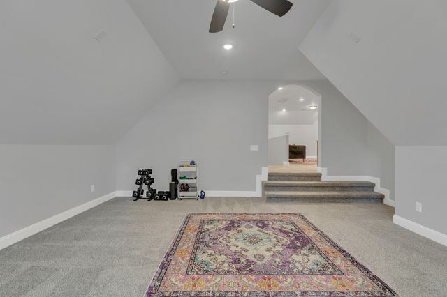 8040 Still Spring Ridge Dr, Nashville, TN 37221