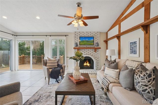 1152 Hollyberry Drive, Ballwin, MO 63021