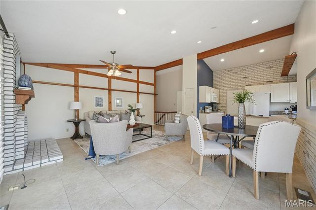 1152 Hollyberry Drive, Ballwin, MO 63021