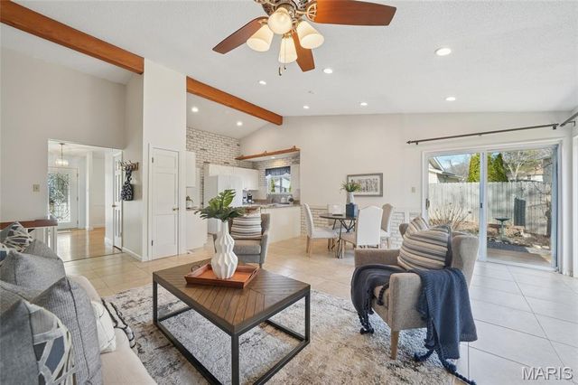 1152 Hollyberry Drive, Ballwin, MO 63021