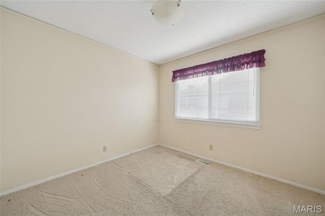 1152 Hollyberry Drive, Ballwin, MO 63021