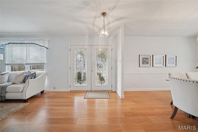 1152 Hollyberry Drive, Ballwin, MO 63021