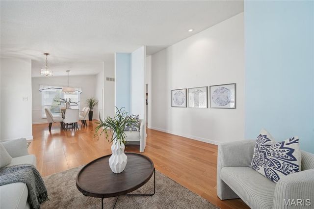 1152 Hollyberry Drive, Ballwin, MO 63021