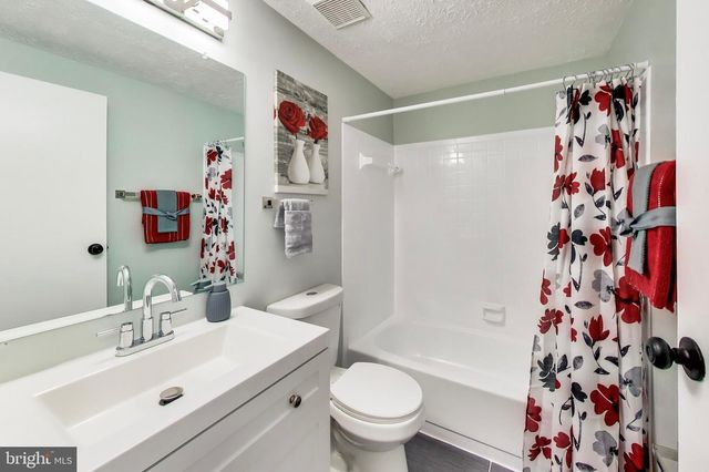 5405 TRUOC CT, Oxon Hill, MD 20745