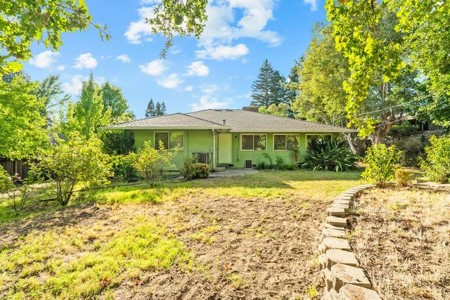 1258 Ridgeway Dr, Sacramento, CA 95822