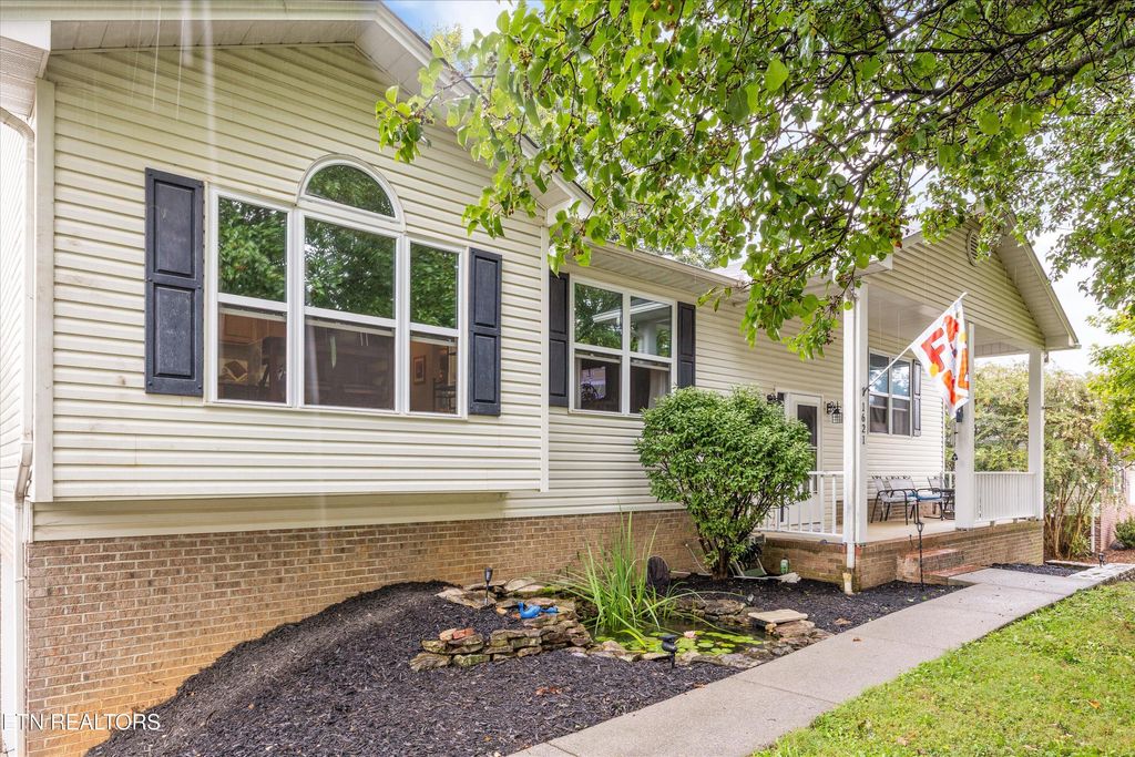 1621 Northfield Drive, Maryville, TN 37804