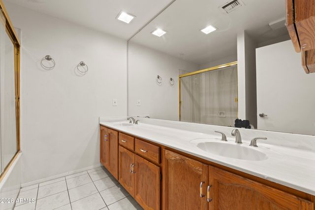 1336 E MARYLAND Avenue 8, Phoenix, AZ 85014