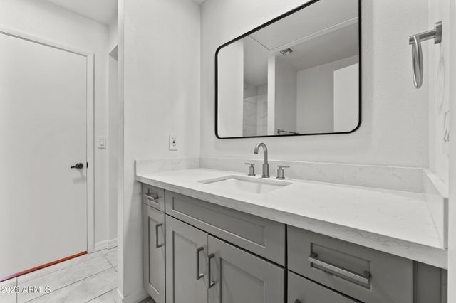 1336 E MARYLAND Avenue 8, Phoenix, AZ 85014