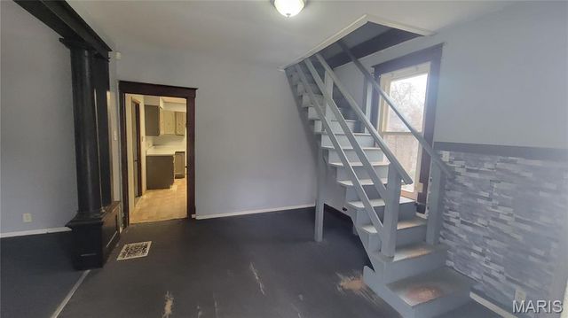 343 Midridge Drive, St Louis, MO 63137