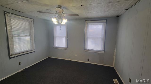 343 Midridge Drive, St Louis, MO 63137