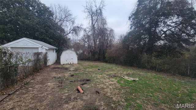 343 Midridge Drive, St Louis, MO 63137